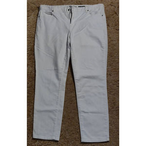 NAUTICA WOMEN'S WHITE JEANS SKINNY ANKLE SIZE 14 (see photos for measurements)